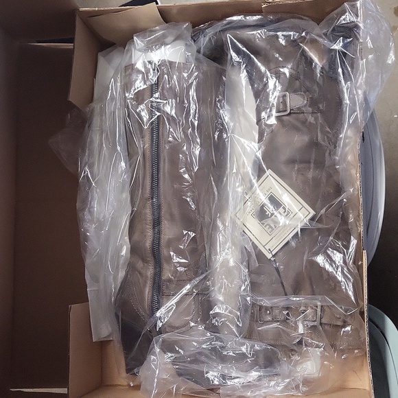 Frye Ankle High boots - Picture 5 of 5